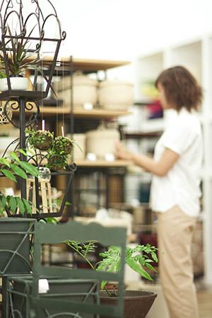 ネットで見られる東京のアンティーク家具